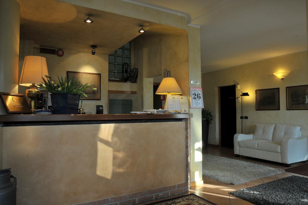 Hotel Parco Castelvetro Piacentino Εξωτερικό φωτογραφία